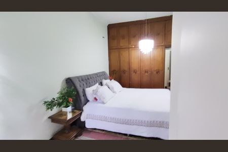 Casa para alugar com 2000m², 4 quartos e 12 vagas Casa para alugar com 2000m², 4 quartos e 12 vagasSuíte 1