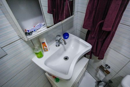 Banheiro de casa para alugar com 1 quarto, 51m² em Vila Brasilandia, São Paulo