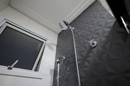 Apartamento à venda com 66m², 2 quartos e 2 vagas Apartamento à venda com 66m², 2 quartos e 2 vagasBanheiro Suíte