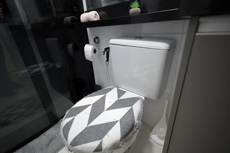 Apartamento à venda com 66m², 2 quartos e 2 vagas Apartamento à venda com 66m², 2 quartos e 2 vagasBanheiro Suíte