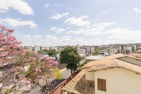 Apartamento à venda com 168m², 4 quartos e 2 vagasVista