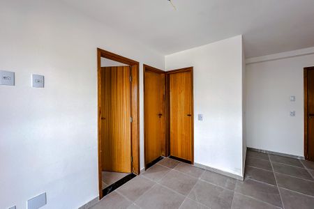 Apartamento à venda com 38m², 2 quartos e sem vaga Apartamento à venda com 38m², 2 quartos e sem vagaSala