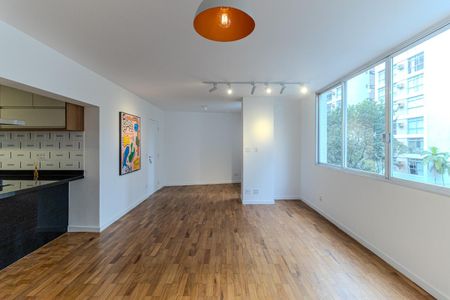 Sala de apartamento à venda com 3 quartos, 128m² em Higienópolis, São Paulo