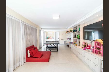 Casa à venda com 5 quartos, 1200m² em Jardim Leonor, São Paulo