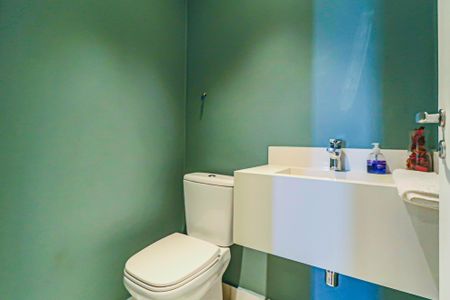 Apartamento à venda com 58m², 2 quartos e 2 vagas Apartamento à venda com 58m², 2 quartos e 2 vagasLavabo