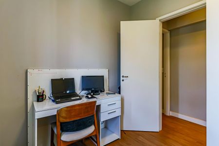 Apartamento à venda com 58m², 2 quartos e 2 vagas Apartamento à venda com 58m², 2 quartos e 2 vagasQuarto