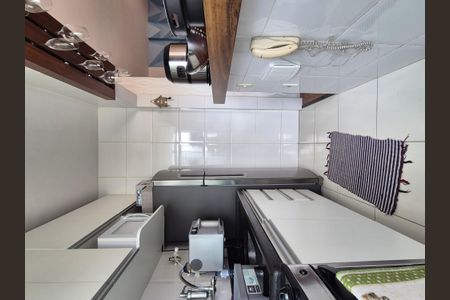 Apartamento à venda com 58m², 2 quartos e 1 vagaCozinha 