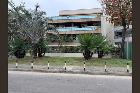 Apartamento à venda com 263m², 4 quartos e 3 vagasFachada