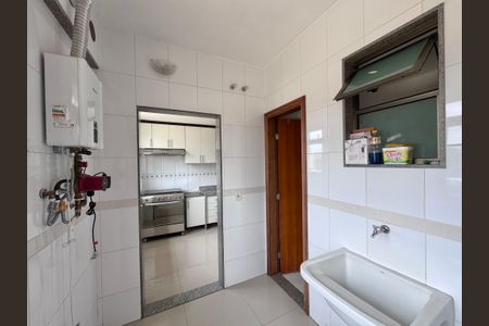 Apartamento à venda com 263m², 4 quartos e 3 vagasCozinha e Área de Serviço