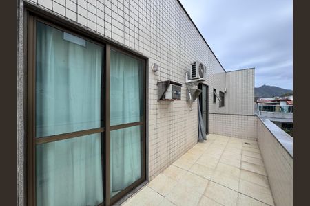 Apartamento à venda com 263m², 4 quartos e 3 vagasVaranda da Suíte 1