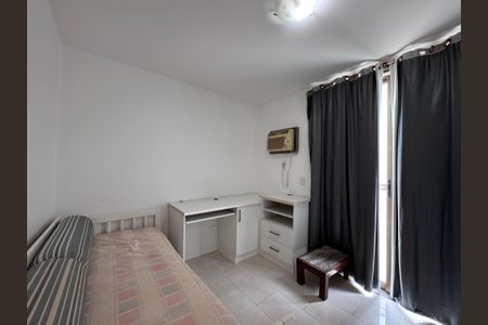 Apartamento à venda com 263m², 4 quartos e 3 vagasQuarto 2