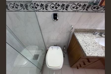 Apartamento à venda com 263m², 4 quartos e 3 vagasBanheiro Social