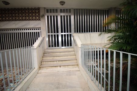 Apartamento à venda com 86m², 2 quartos e 1 vagaFachada