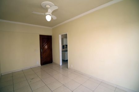 Sala de apartamento para alugar com 3 quartos, 69m² em Irajá, Rio de Janeiro
