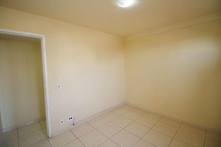 Quarto 1 de apartamento para alugar com 3 quartos, 69m² em Irajá, Rio de Janeiro