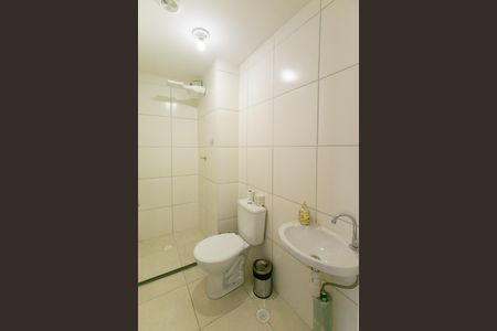 Apartamento à venda com 35m², 2 quartos e sem vaga Apartamento à venda com 35m², 2 quartos e sem vagaBanheiro