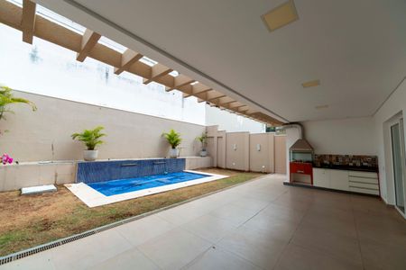 Casa de condomínio para alugar com 300m², 3 quartos e 4 vagas Casa de condomínio para alugar com 300m², 3 quartos e 4 vagasÁrea Externa