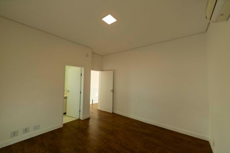 Casa de condomínio para alugar com 300m², 3 quartos e 4 vagas Casa de condomínio para alugar com 300m², 3 quartos e 4 vagasSuíte 3