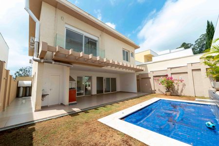 Casa de condomínio para alugar com 300m², 3 quartos e 4 vagas Casa de condomínio para alugar com 300m², 3 quartos e 4 vagasÁrea Externa