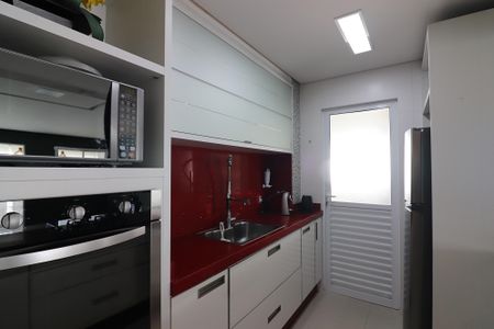 Apartamento à venda com 91m², 2 quartos e 2 vagasCozinha