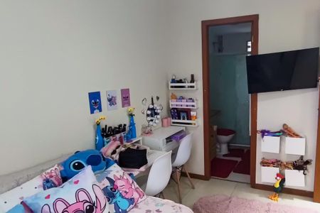 Casa de condomínio à venda com 164m², 3 quartos e 2 vagas Casa de condomínio à venda com 164m², 3 quartos e 2 vagasSuíte 2