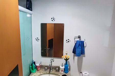 Casa de condomínio à venda com 164m², 3 quartos e 2 vagas Casa de condomínio à venda com 164m², 3 quartos e 2 vagasBanheiro da Suíte 3