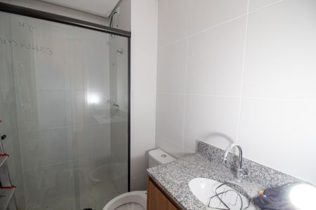 Banheiro de apartamento para alugar com 1 quarto, 34m² em Butantã, São Paulo