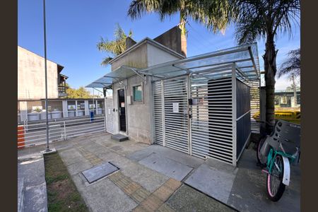 Apartamento à venda com 42m², 2 quartos e 1 vaga Apartamento à venda com 42m², 2 quartos e 1 vagaFachada