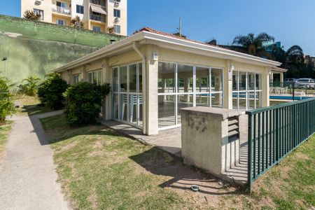 Apartamento à venda com 52m², 2 quartos e 1 vaga Apartamento à venda com 52m², 2 quartos e 1 vagaÁrea comum - Salão de festas