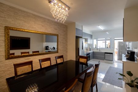 Casa à venda com 144m², 3 quartos e 2 vagas Casa à venda com 144m², 3 quartos e 2 vagasCozinha