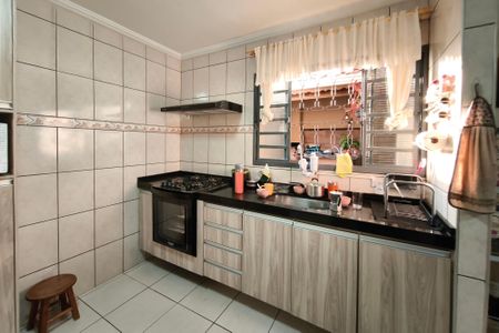 Casa à venda com 150m², 3 quartos e 1 vaga Casa à venda com 150m², 3 quartos e 1 vagaCozinha