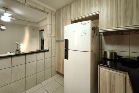 Casa à venda com 150m², 3 quartos e 1 vaga Casa à venda com 150m², 3 quartos e 1 vagaCozinha