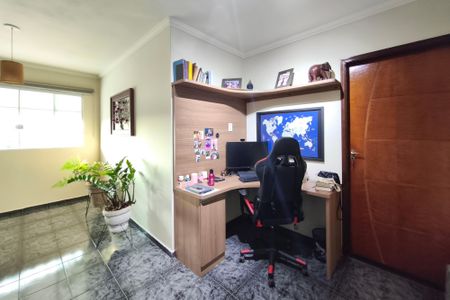 Casa à venda com 150m², 3 quartos e 1 vaga Casa à venda com 150m², 3 quartos e 1 vagaEscritório