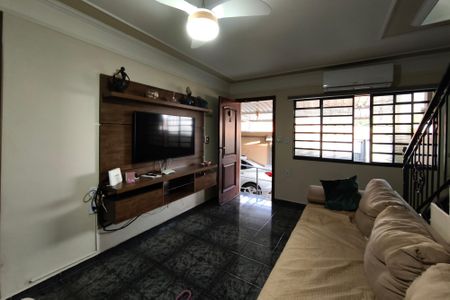 Casa à venda com 150m², 3 quartos e 1 vaga Casa à venda com 150m², 3 quartos e 1 vagav