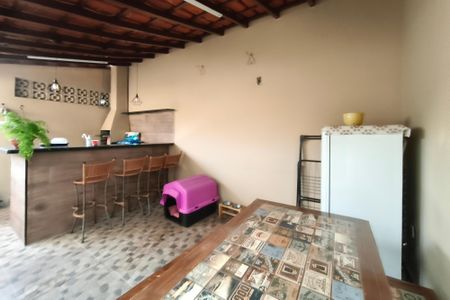 Casa à venda com 150m², 3 quartos e 1 vaga Casa à venda com 150m², 3 quartos e 1 vagaÁrea gourmet