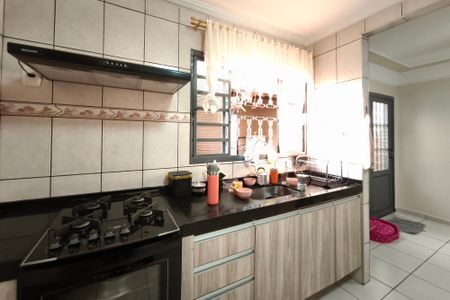 Casa à venda com 150m², 3 quartos e 1 vaga Casa à venda com 150m², 3 quartos e 1 vagaCozinha