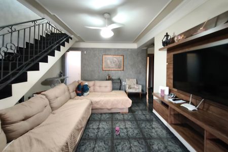 Casa à venda com 150m², 3 quartos e 1 vaga Casa à venda com 150m², 3 quartos e 1 vagaSala de Estar