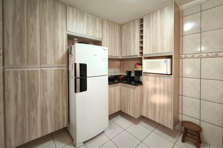 Casa à venda com 150m², 3 quartos e 1 vaga Casa à venda com 150m², 3 quartos e 1 vagaCozinha