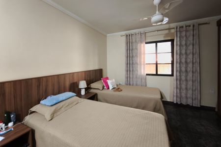 Casa à venda com 150m², 3 quartos e 1 vaga Casa à venda com 150m², 3 quartos e 1 vagaQuarto 2