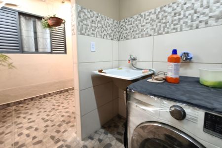 Casa à venda com 150m², 3 quartos e 1 vaga Casa à venda com 150m², 3 quartos e 1 vagaÁrea de Serviço