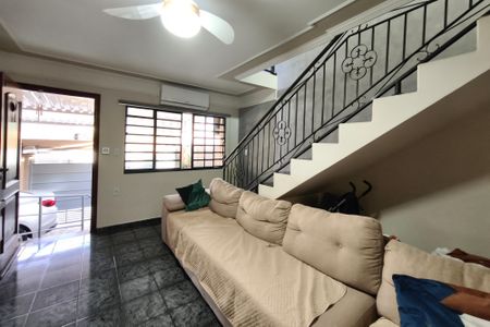 Casa à venda com 150m², 3 quartos e 1 vaga Casa à venda com 150m², 3 quartos e 1 vagaSala de Estar