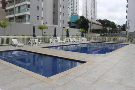 Apartamento à venda com 64m², 2 quartos e 2 vagasÁrea comum - Piscina