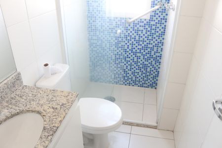 Apartamento à venda com 64m², 2 quartos e 2 vagasBanheiro da Suíte 1