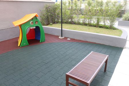Apartamento à venda com 64m², 2 quartos e 2 vagasÁrea comum - Playground