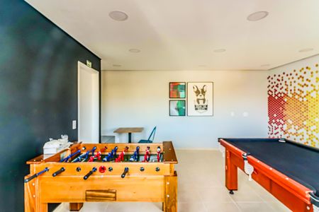 Apartamento à venda com 42m², 2 quartos e 1 vaga Apartamento à venda com 42m², 2 quartos e 1 vagaÁrea comum - Sala de jogos