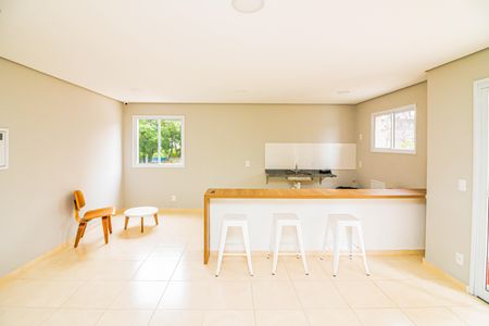 Apartamento à venda com 42m², 2 quartos e 1 vaga Apartamento à venda com 42m², 2 quartos e 1 vagaÁrea comum - Salão de festas