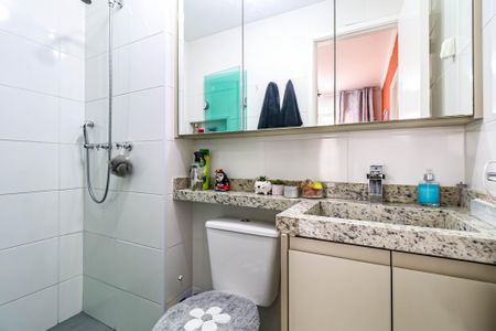 Apartamento à venda com 42m², 2 quartos e 1 vaga Apartamento à venda com 42m², 2 quartos e 1 vagaBanheiro