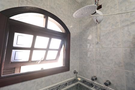 Casa à venda com 207m², 3 quartos e 4 vagasBanheiro da Suíte