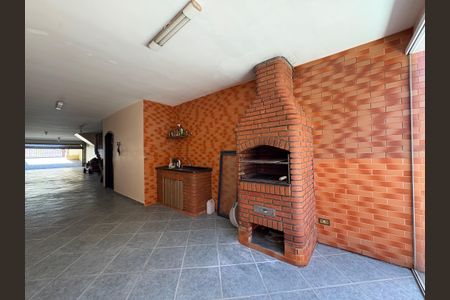 Casa à venda com 207m², 3 quartos e 4 vagasÁrea gourmet 