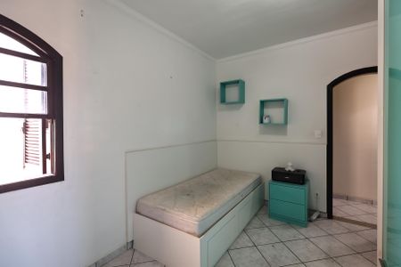 Casa à venda com 207m², 3 quartos e 4 vagasQuarto 2